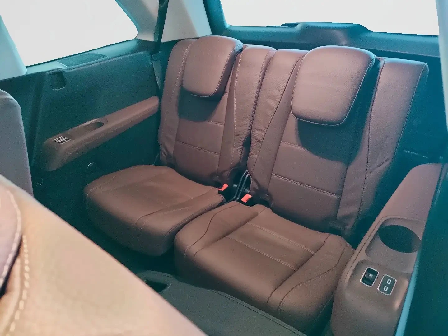 Mercedes-Benz GLS 450 d 4MATIC AMG-LINE, снимка 6 - Автомобили и джипове - 54299343