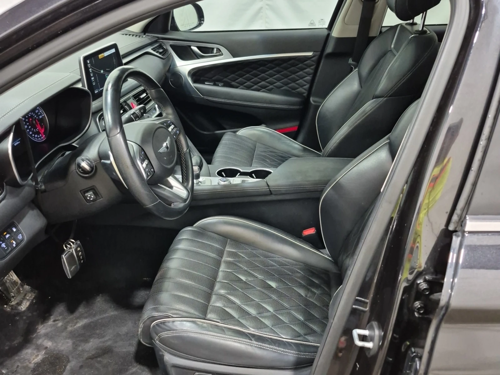 Genesis G70 3.3T SPORT * * CARFAX * * ���� ������ * *  | Mobile.bg � ����������� 7