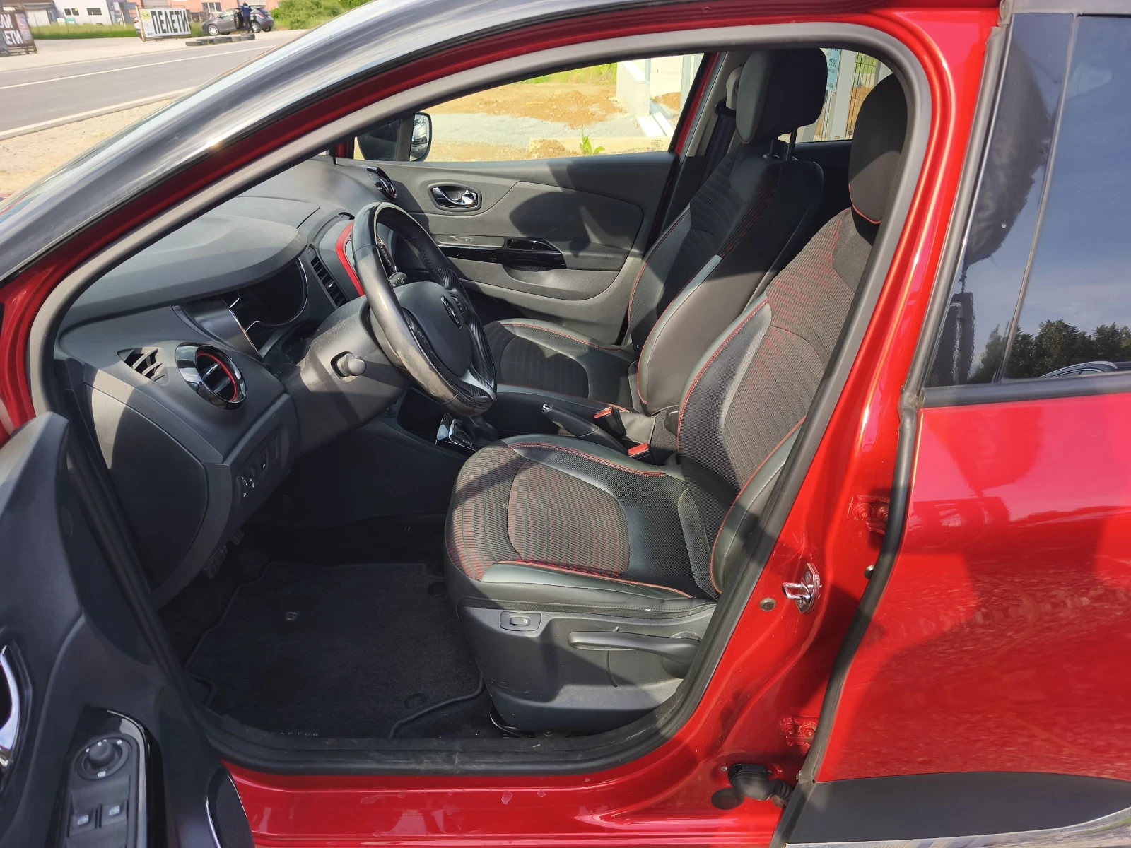 Renault Captur Automatic Xmode , снимка 13 - Автомобили и джипове - 54601189
