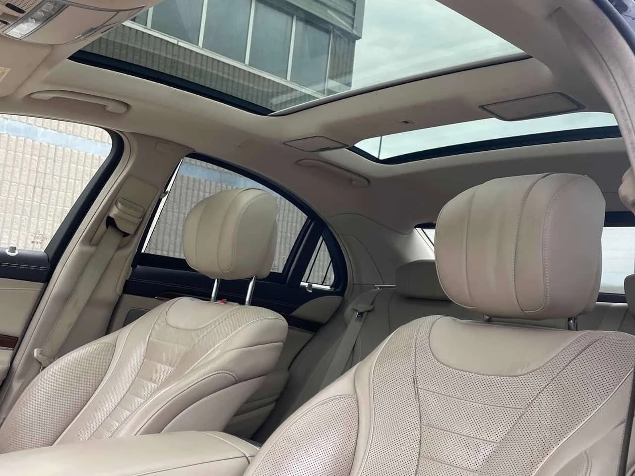 Mercedes-Benz S 550 * CARFAX * БЕЗ ПЪРВОНАЧАЛНА ВНОСКА, снимка 11 - Автомобили и джипове - 54738112
