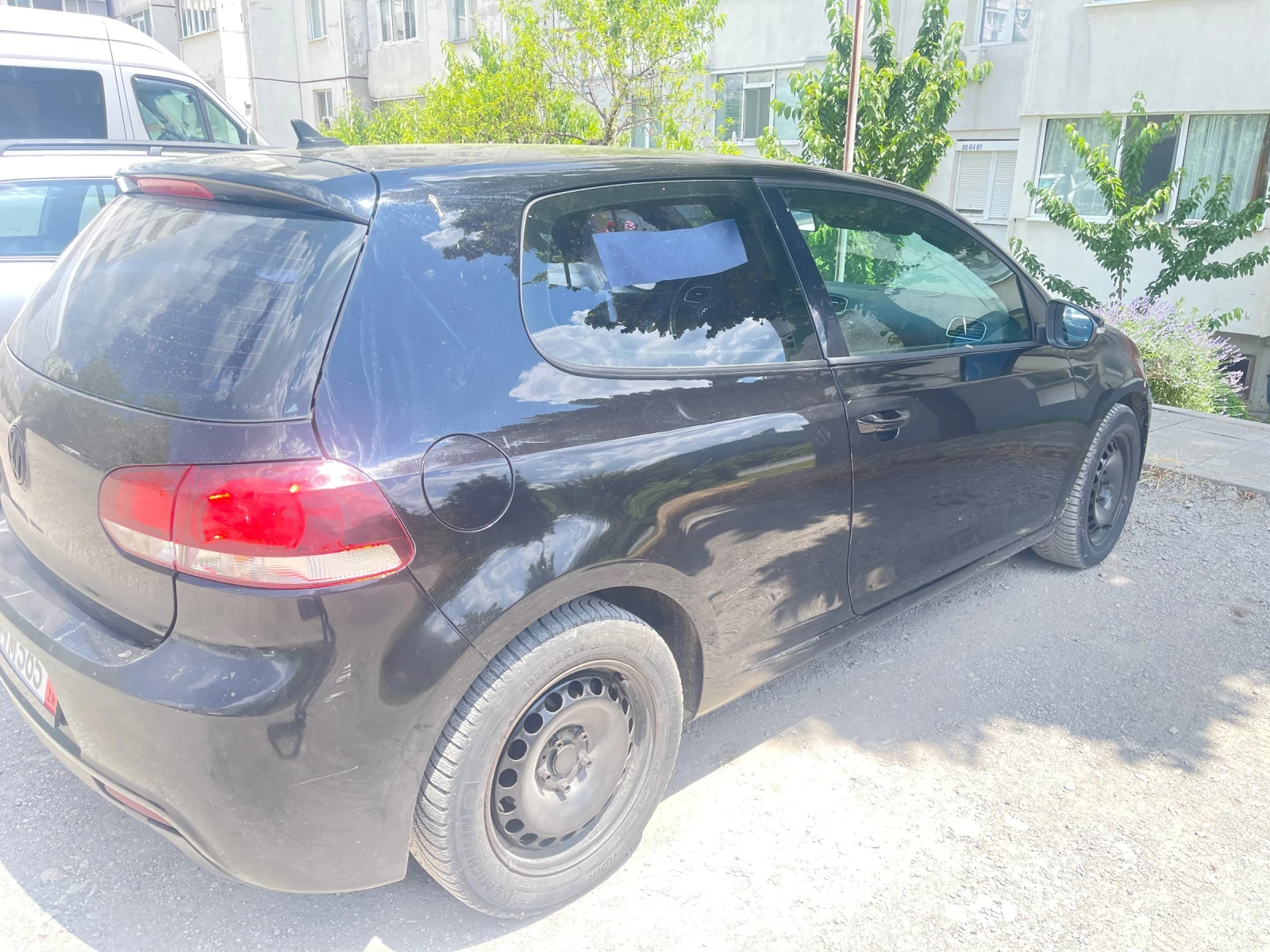 VW Golf 1.6 TDI 105 k.c, снимка 2 - Автомобили и джипове - 55019354