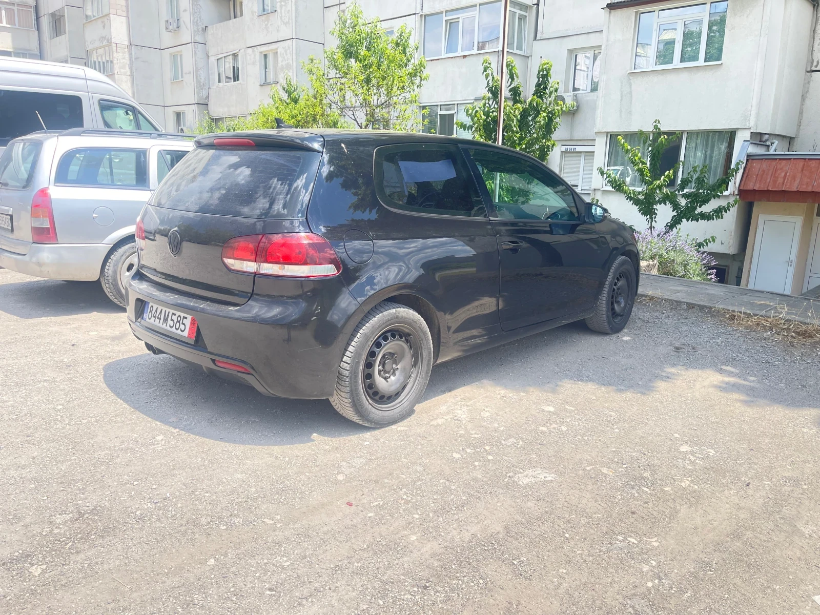 VW Golf 1.6 TDI 105 k.c, снимка 3 - Автомобили и джипове - 55019354