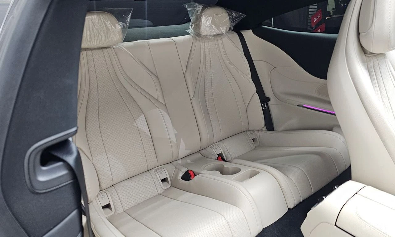 Mercedes-Benz CLE 200 CARBON* DISTRONIC* 360 КАМЕРИ* ОБДУХВАНЕ* ПОДГРЕВ, снимка 17 - Автомобили и джипове - 55234190