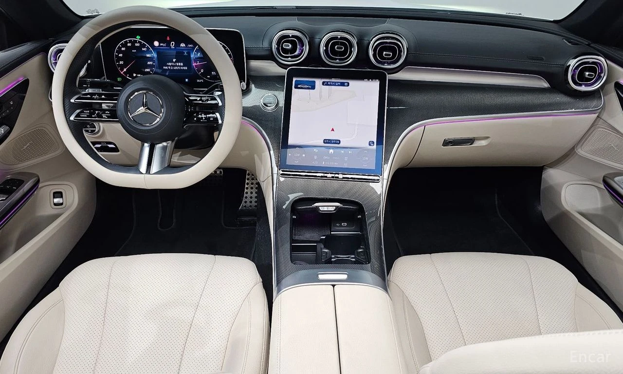 Mercedes-Benz CLE 200 CARBON* DISTRONIC* 360 КАМЕРИ* ОБДУХВАНЕ* ПОДГРЕВ, снимка 13 - Автомобили и джипове - 55234190