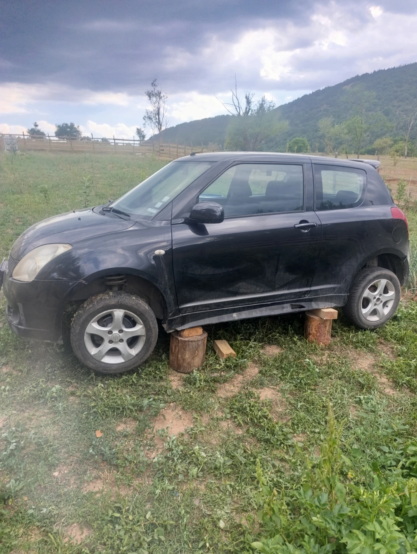 Suzuki Swift, снимка 2 - Автомобили и джипове - 55448873