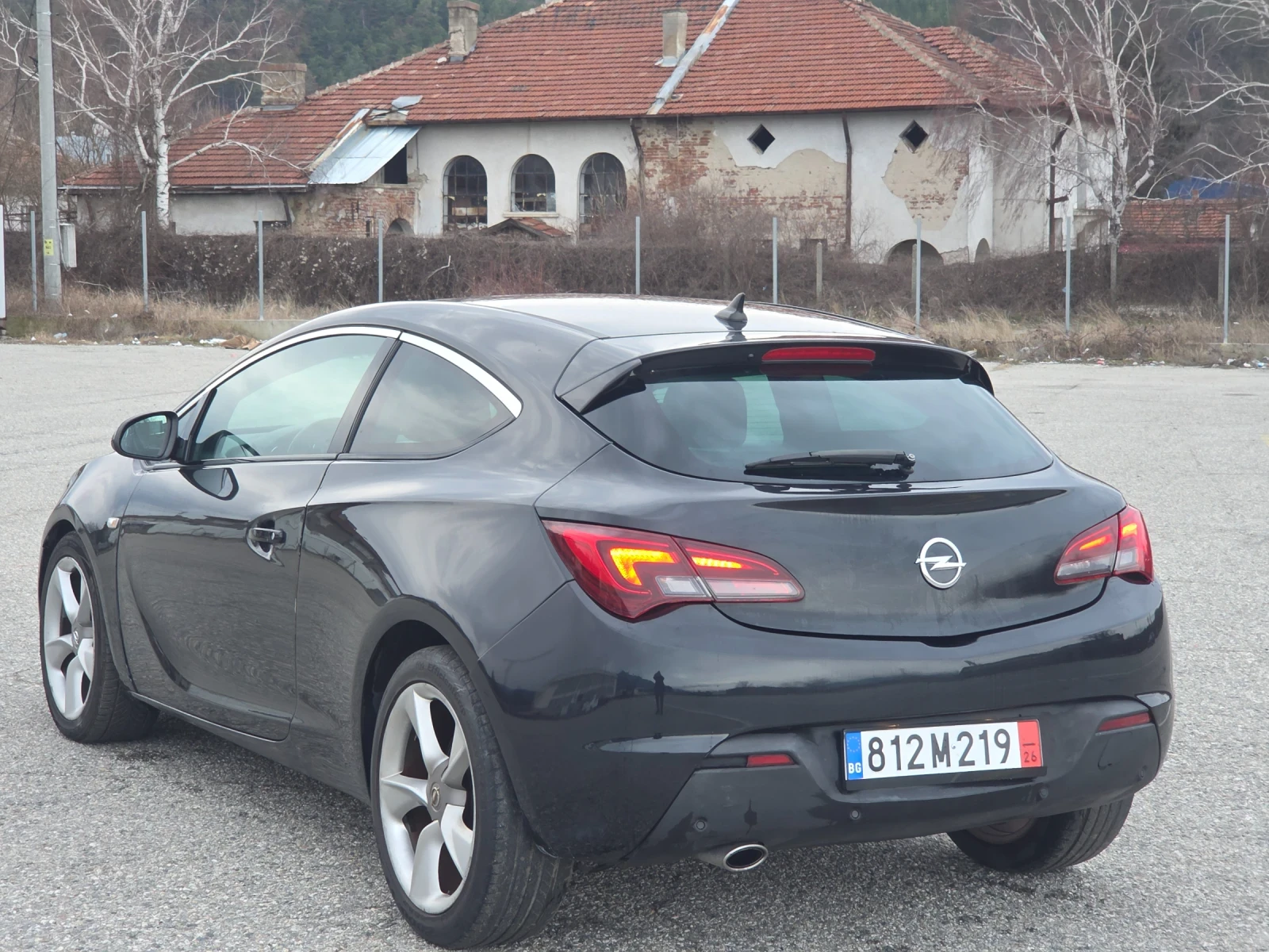 Opel Astra Opel Astra GTC 2.0����� 165 ���� 2012�  | Mobile.bg � ����������� 8