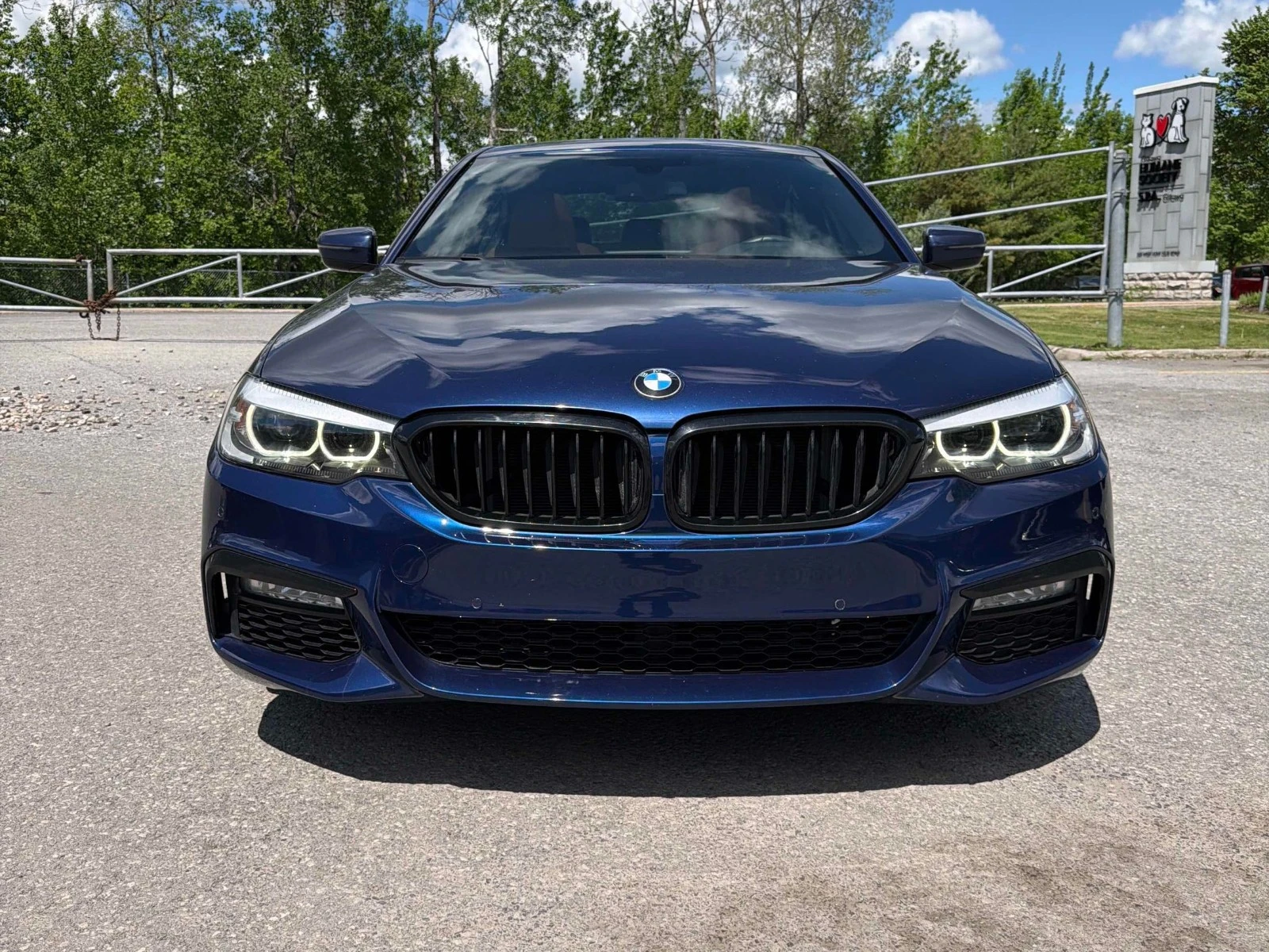 BMW 540 xDrive Автокредит Цена до България, снимка 3 - Автомобили и джипове - 55557161