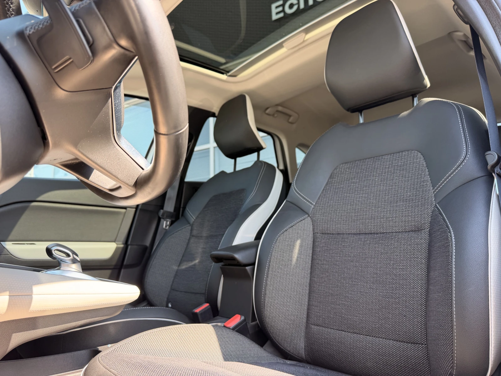 Renault Captur 1.3 TCe / 130 к.с. / Edition One, снимка 14 - Автомобили и джипове - 55577085