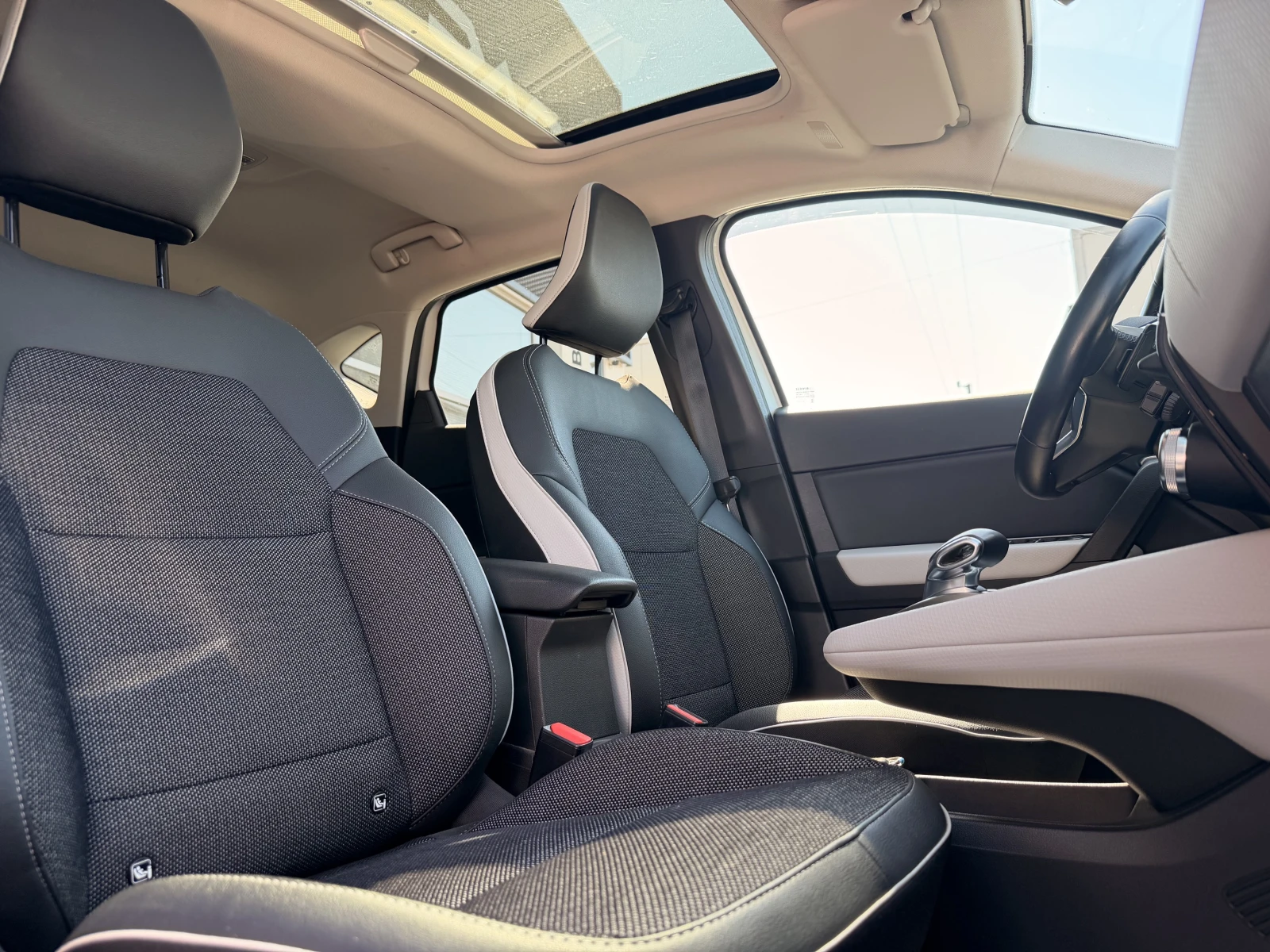 Renault Captur 1.3 TCe / 130 к.с. / Edition One, снимка 17 - Автомобили и джипове - 55577085