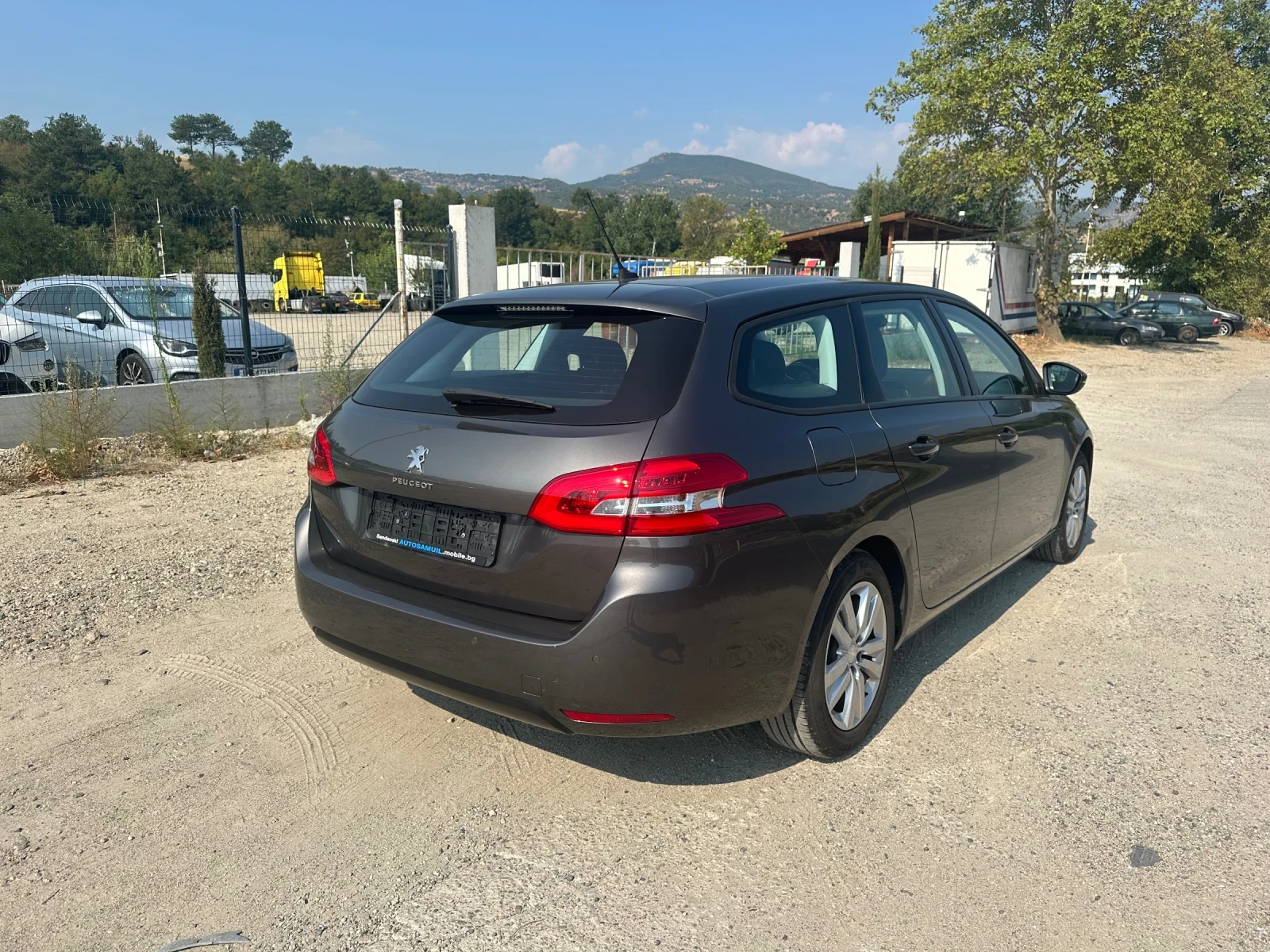 Peugeot 308 1.5HDi 130ph NAVI* LED* F1* EURO6D, снимка 6 - Автомобили и джипове - 55770943