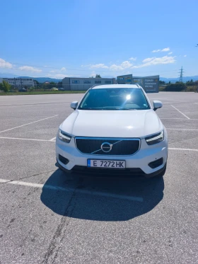 Volvo XC40, снимка 12