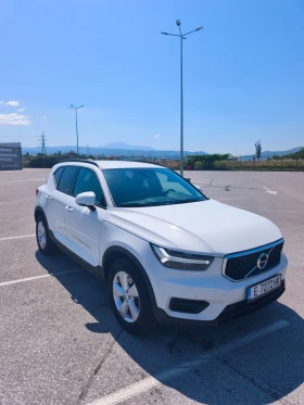 Volvo XC40, снимка 8