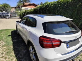 Mercedes-Benz GLA 200 Facelift, 52 500km, Panorama, снимка 4