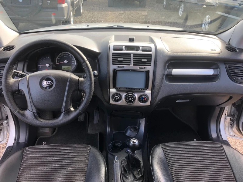 Kia Sportage 2.0 GAZ ITALIA 4X4 UNIKAT, снимка 15 - Автомобили и джипове - 45750146