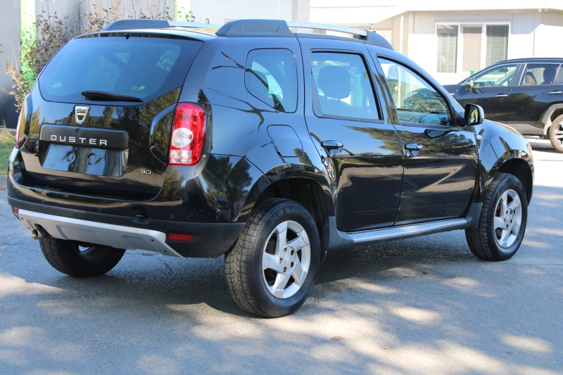 Dacia Duster 1.5 DCI /LAUREATE, снимка 6 - Автомобили и джипове - 47668240