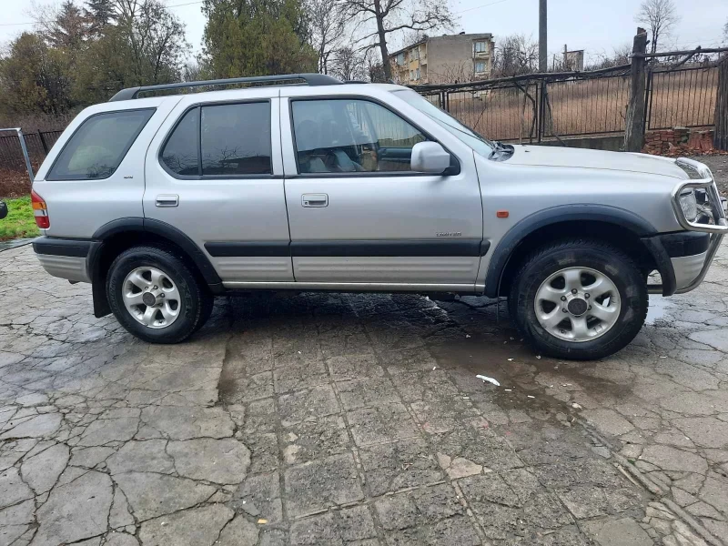 Opel Frontera, снимка 2 - Автомобили и джипове - 48443971