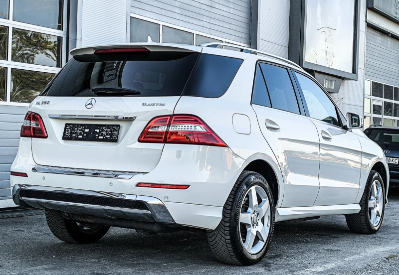 Mercedes-Benz ML 350 CDI AMG PAKET 4-MATIC, снимка 4 - Автомобили и джипове - 51825442
