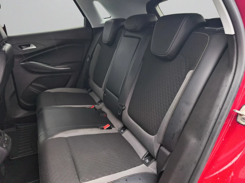 Opel Grandland X 1.6D 120HP EAT6 E6, снимка 12 - Автомобили и джипове - 51977370