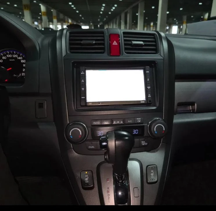 Honda Cr-v 2.4 i-VTEC Facelift | Automatic| Panorama| Очакван - изображение 9