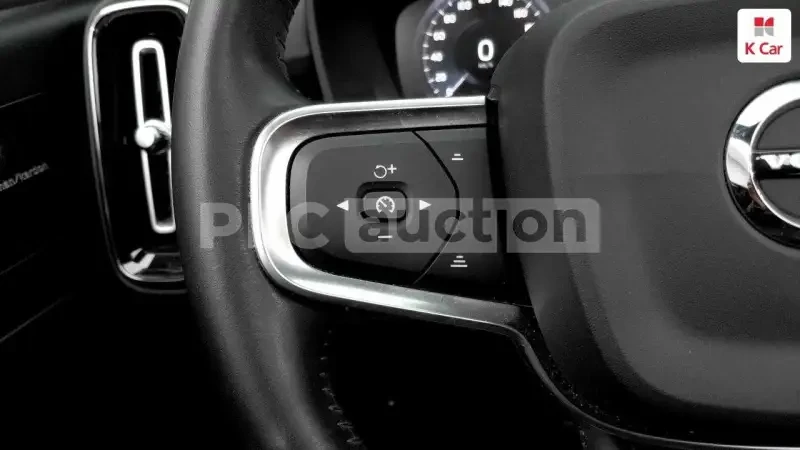 Volvo XC40 T4 4WD | DISTRONIC | LANE | ПОДГРЕВ | ТЕХНОТЕСТ, снимка 7 - Автомобили и джипове - 54239426