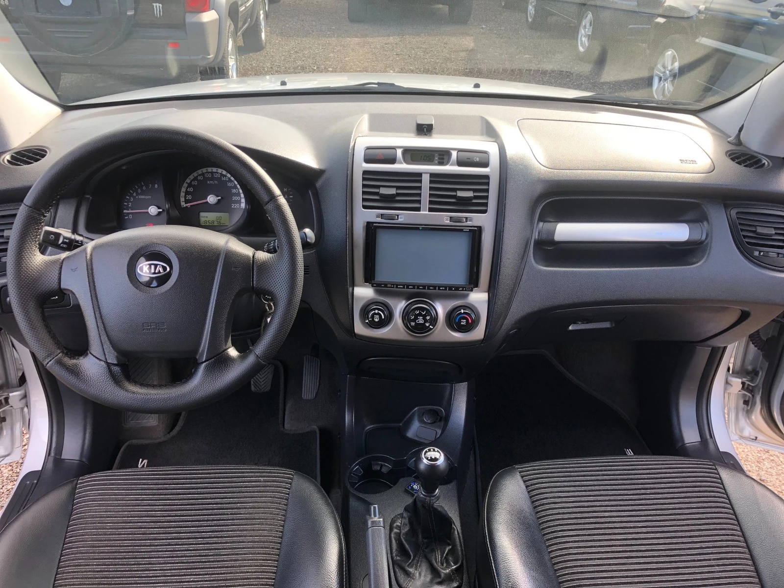 Kia Sportage 2.0 GAZ ITALIA 4X4 UNIKAT | Mobile.bg — изображение 15