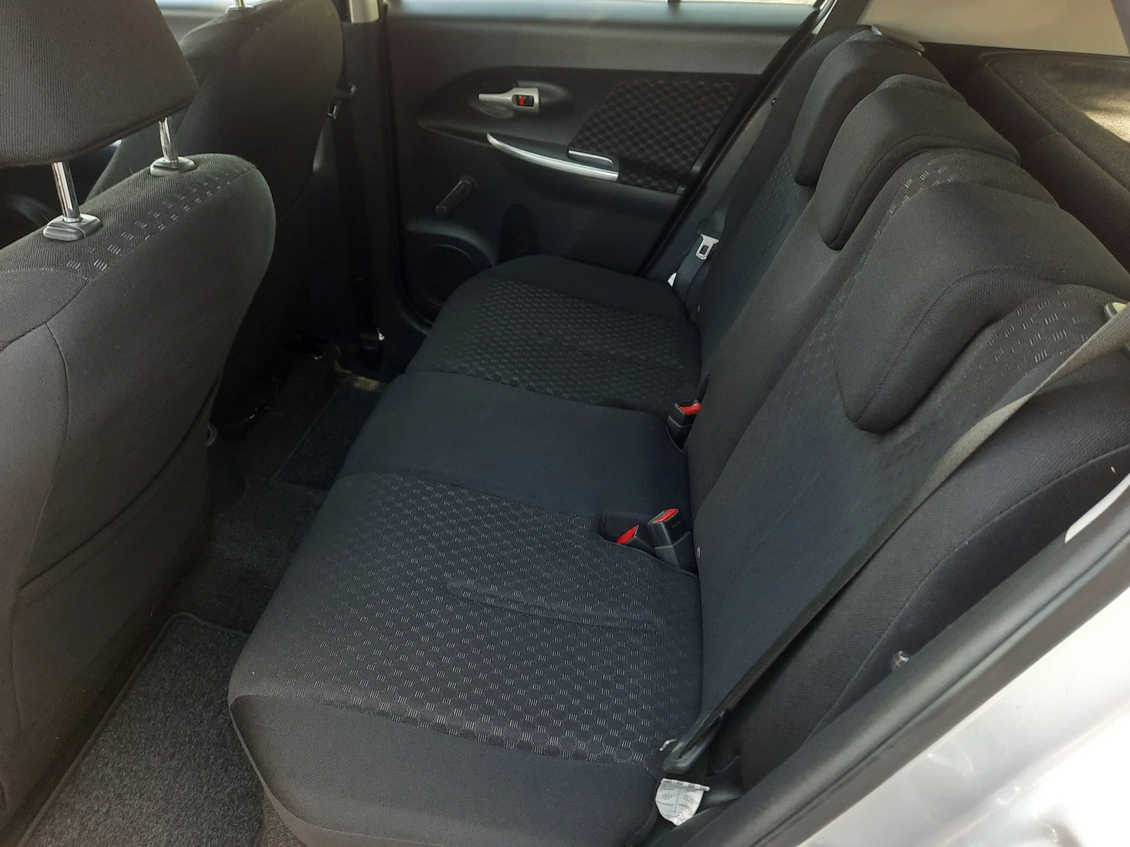 Toyota Urban Cruiser 1.4 D4D 4x4  - изображение 7