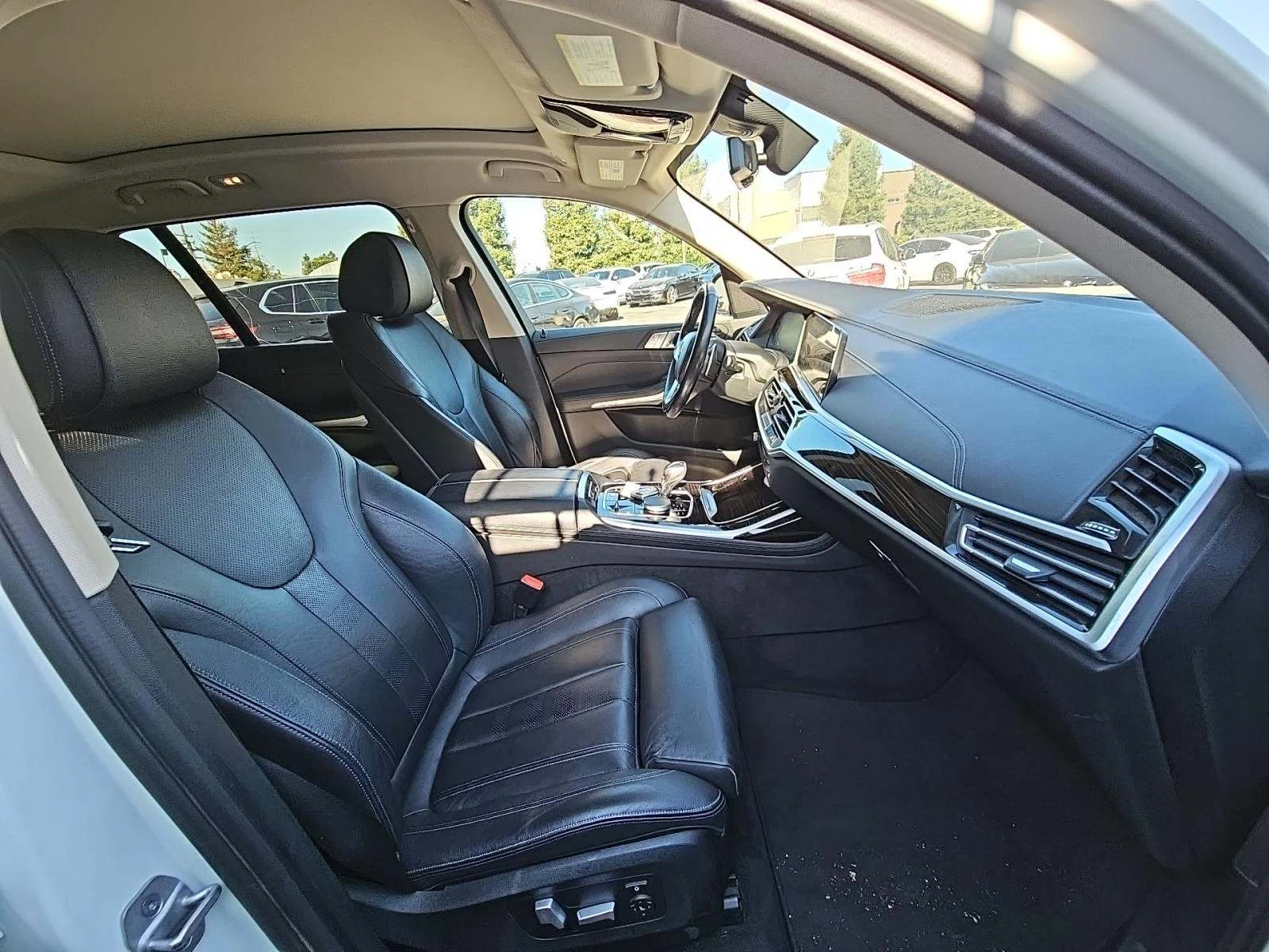 BMW X7 2021* B58* 7МЕСТА* ПАНОРАМА* 5-ZONE CLIM* LANE ASS - изображение 8