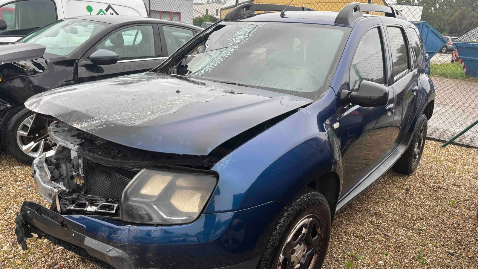 Dacia Duster 1.6i теглич - изображение 3