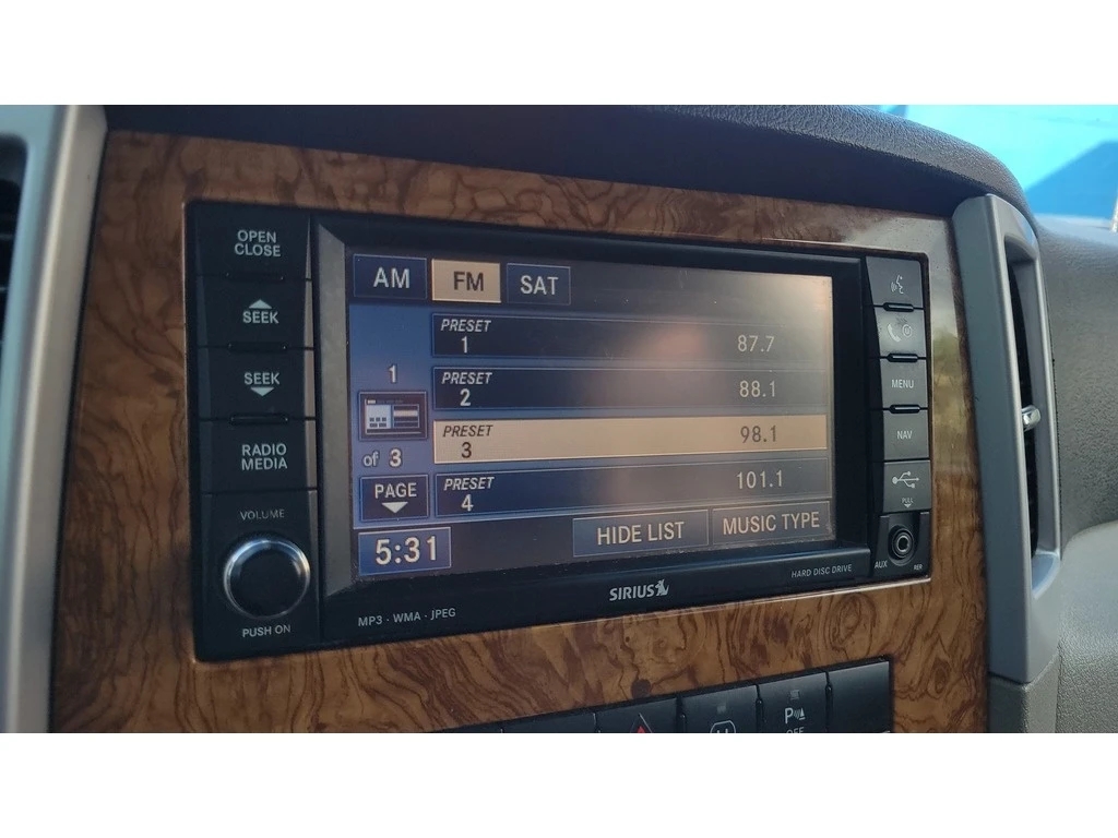 Jeep Grand cherokee * HEMI Limited + TOIT * CARFAX * ���� �� �� | Mobile.bg � ����������� 13