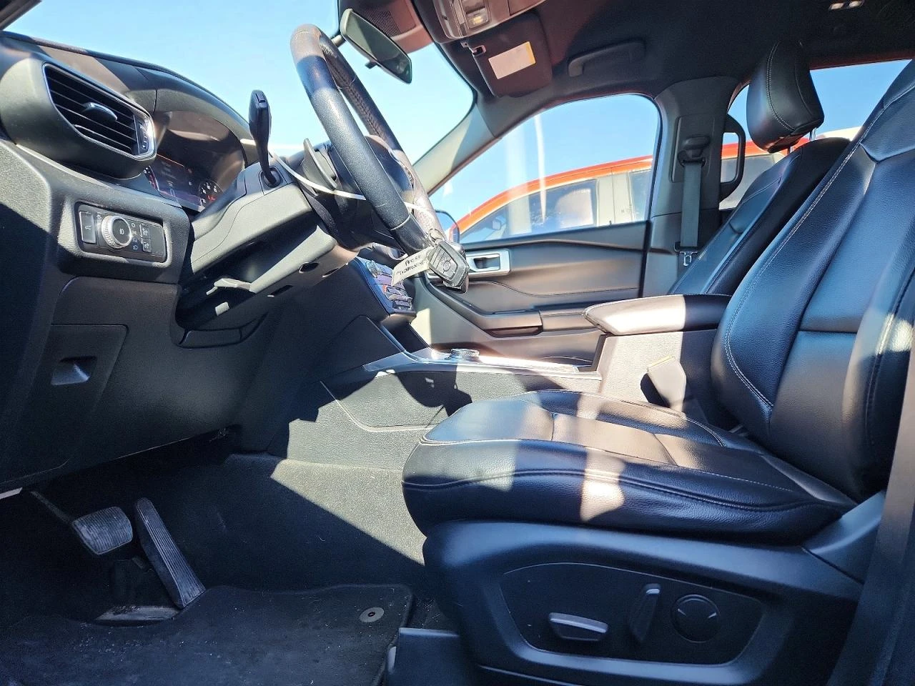 Ford Explorer 2.3l Xlt, снимка 7 - Автомобили и джипове - 54089480