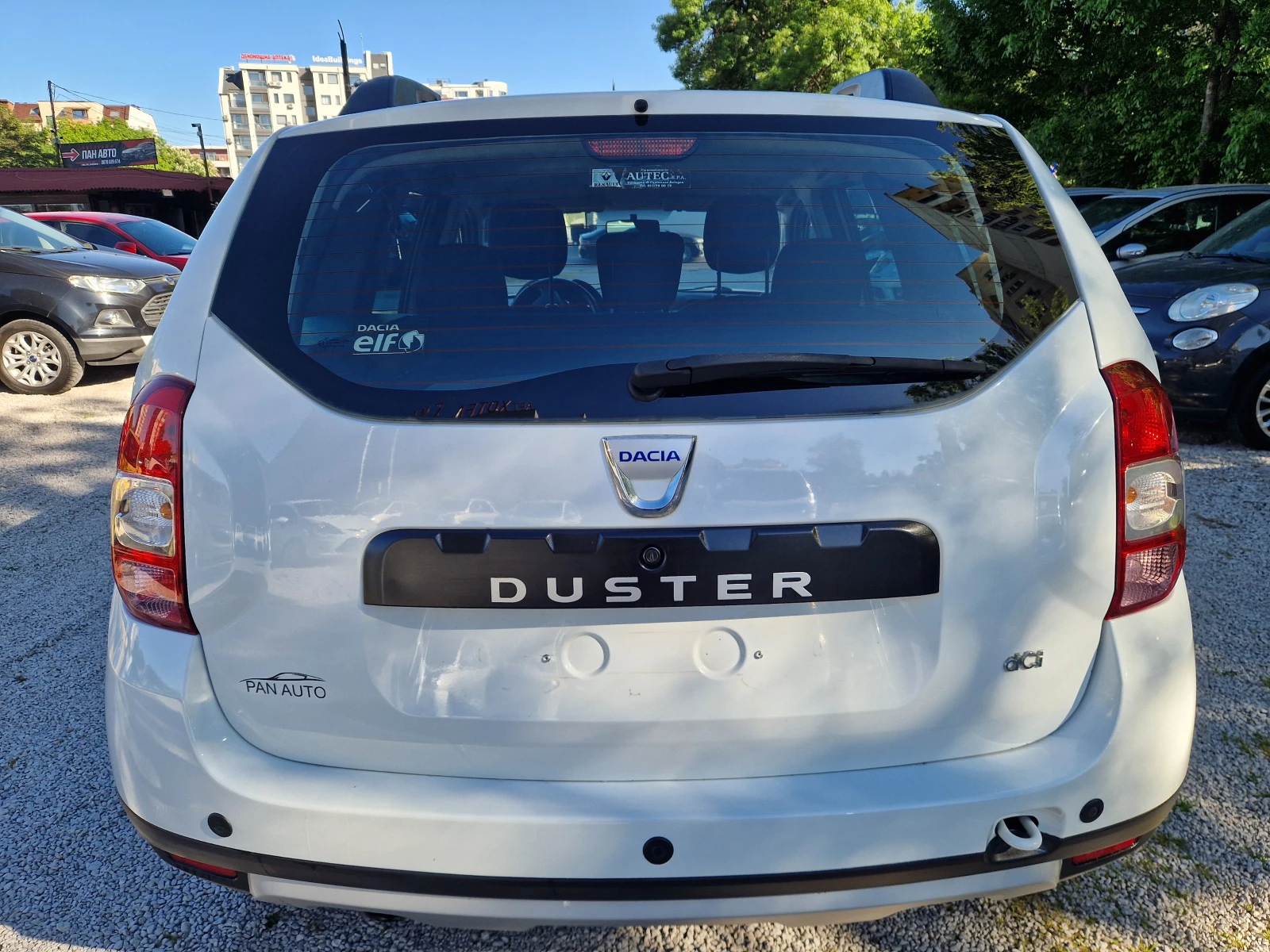 Dacia Duster 1.5dci, снимка 6 - Автомобили и джипове - 54256449