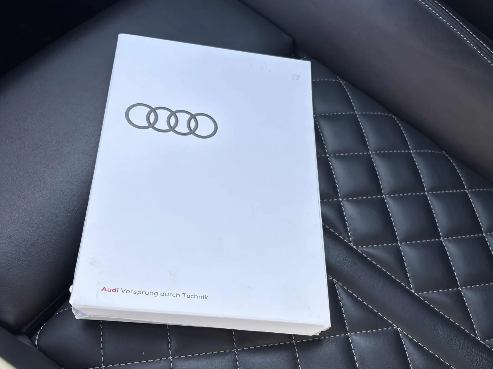 Audi SQ5 Progressiv * * CARFAX * * АВТО КРЕДИТ * * , снимка 13 - Автомобили и джипове - 54360982