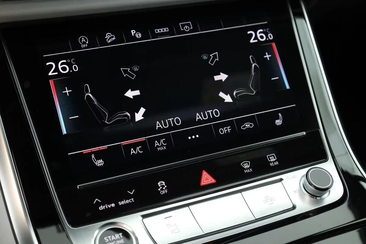 Audi Q7 50 TDI QUATTRO S-LINE B&O MATRIX PANO 7МЕСТЕН, снимка 8 - Автомобили и джипове - 54443394