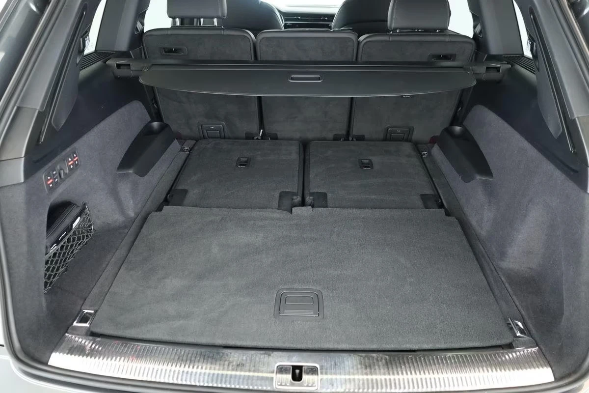 Audi Q7 50 TDI QUATTRO S-LINE B&O MATRIX PANO 7МЕСТЕН, снимка 13 - Автомобили и джипове - 54443394