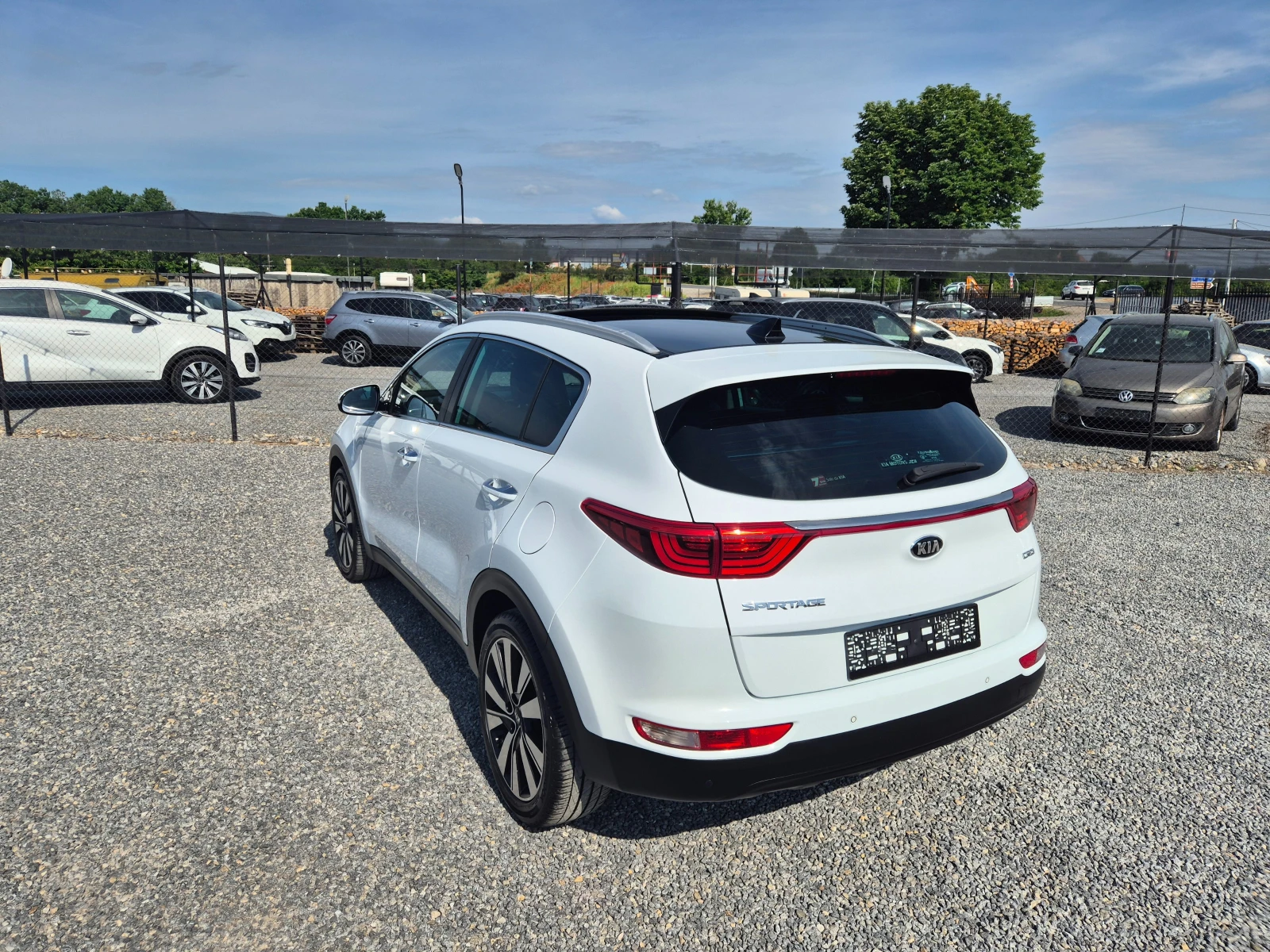Kia Sportage 1.7CRDI* NAVI* PANORAMA* , снимка 4 - Автомобили и джипове - 54742499