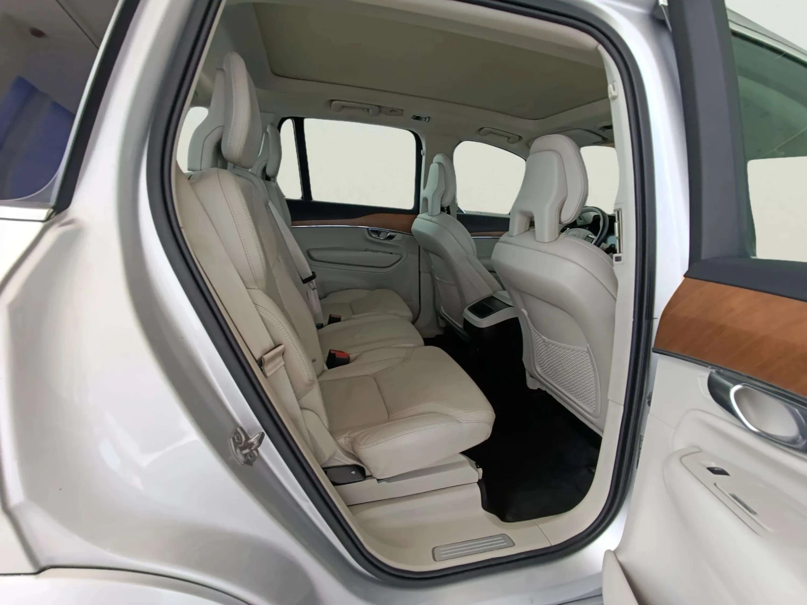 Volvo Xc90 2.0 D5, снимка 10 - Автомобили и джипове - 54745235