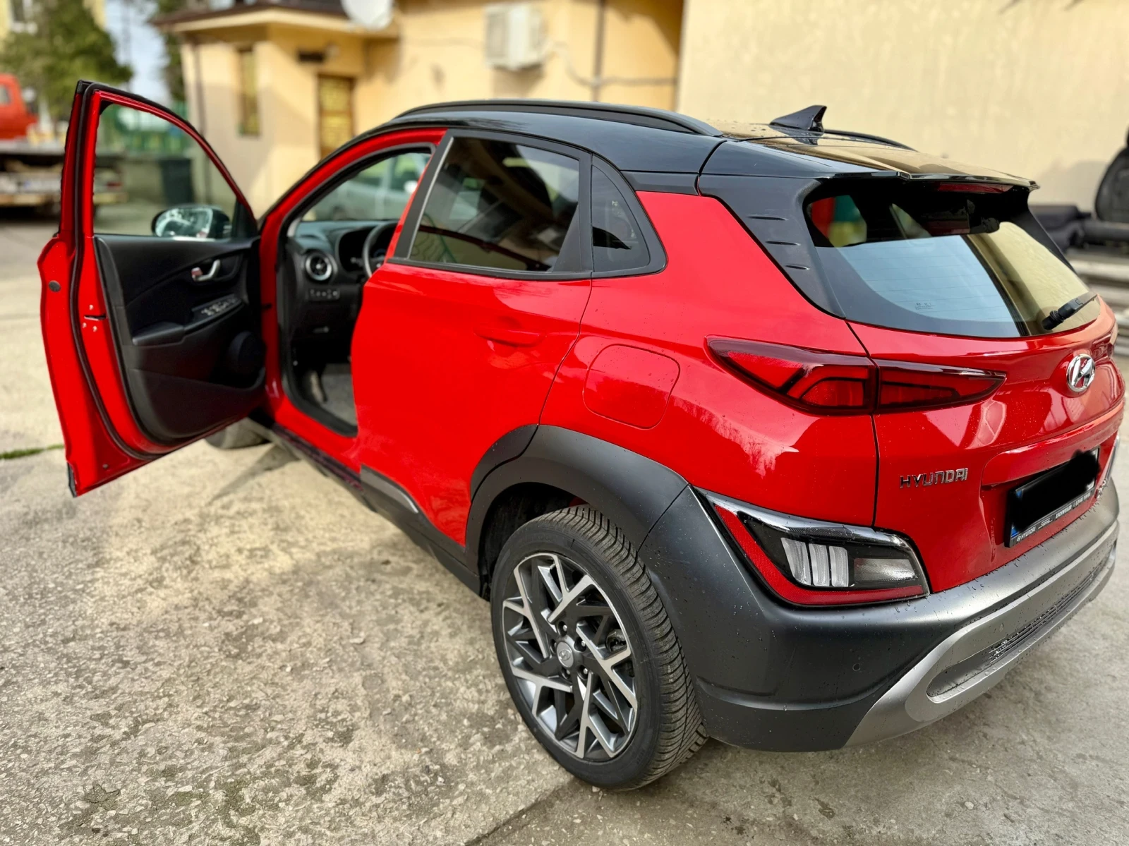 Hyundai Kona 1.6 Hybrid , снимка 4 - Автомобили и джипове - 54828846