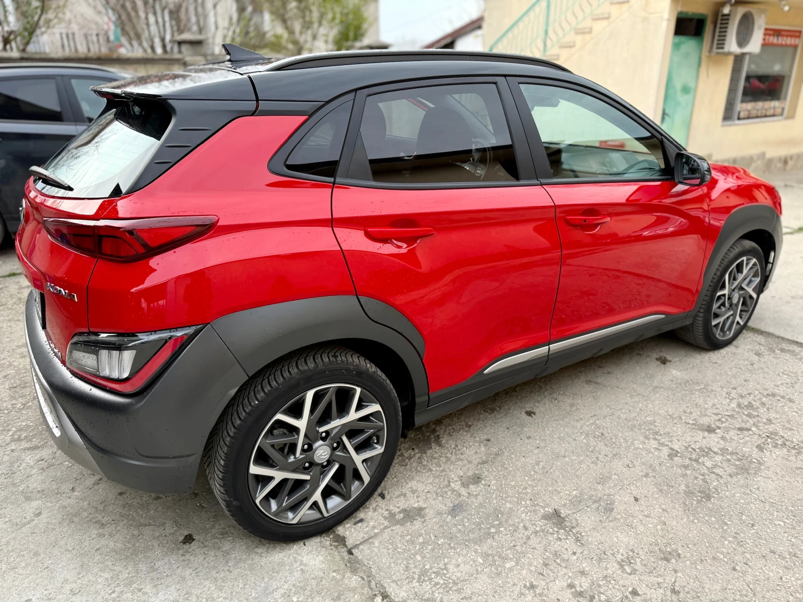 Hyundai Kona 1.6 Hybrid , снимка 3 - Автомобили и джипове - 54828846