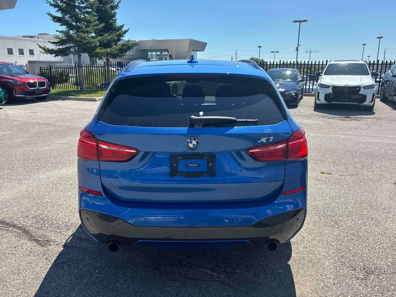 BMW X1 М ПАКЕТ/xDrive28i/CARFAX/КОЖА/ПОДГРЕВ/ПАНО/КЛИП, снимка 5 - Автомобили и джипове - 55731063