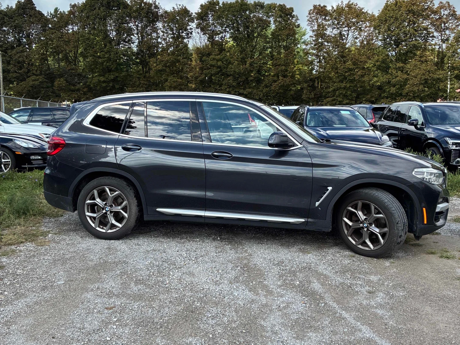 BMW X3 * xDrive30i * HUD * PANO * ОБДУХВАНЕ, снимка 3 - Автомобили и джипове - 55837911