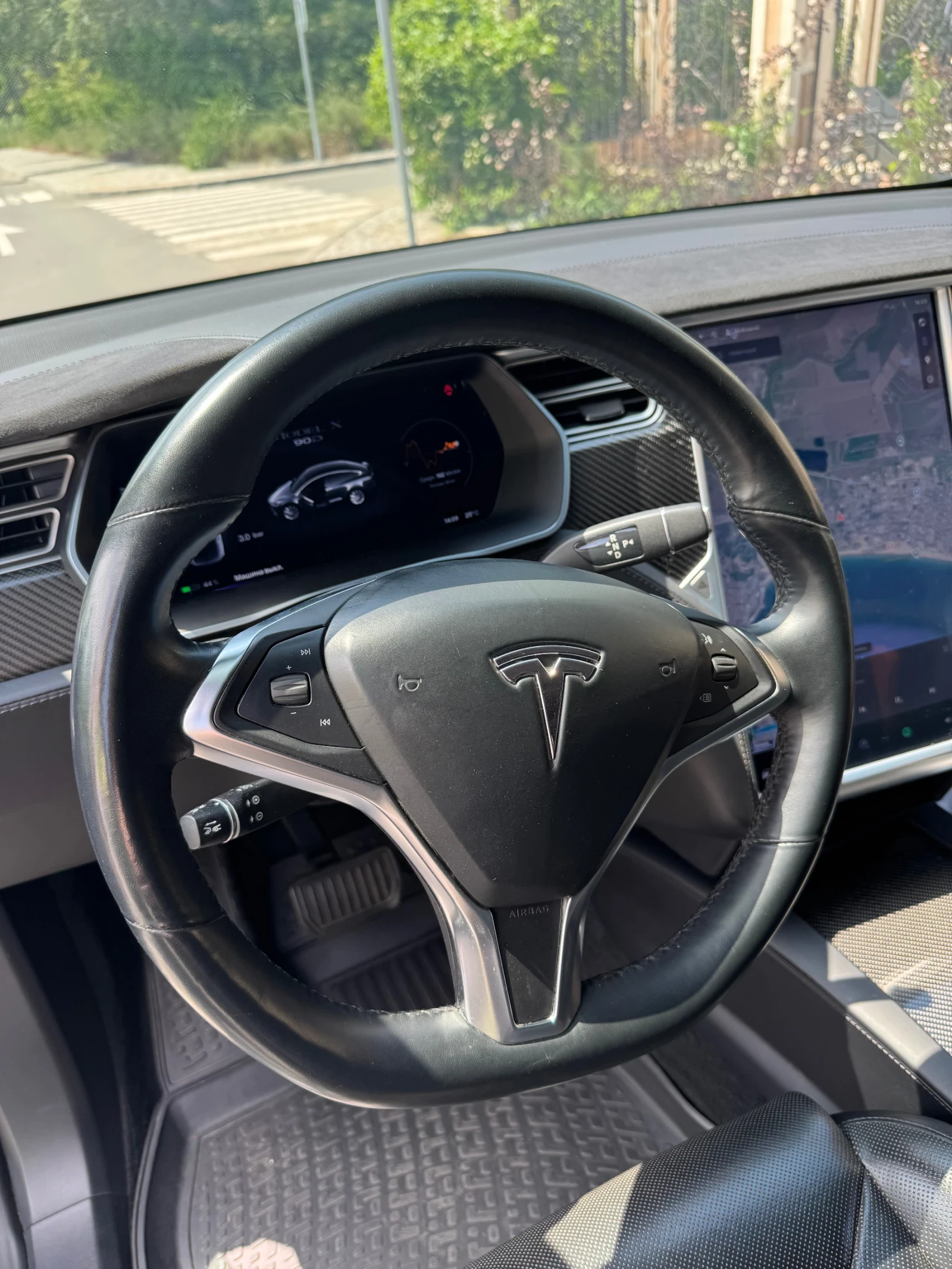Tesla Model X 90D, снимка 6 - Автомобили и джипове - 55944858