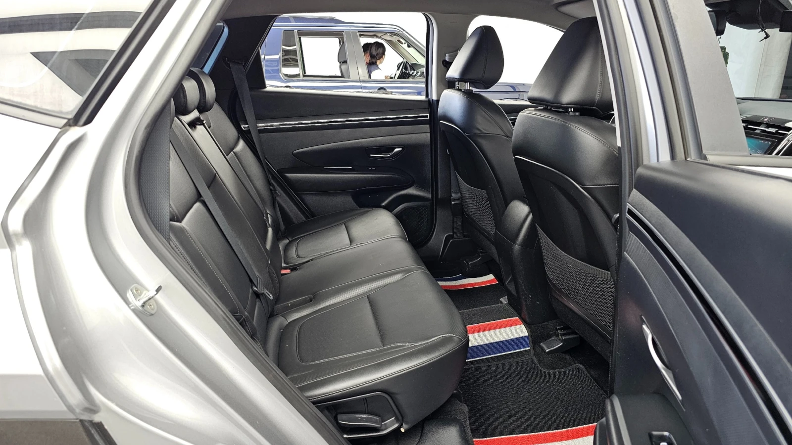 Hyundai Tucson Diesel 2.0 4WD Modern, снимка 12 - Автомобили и джипове - 56023469