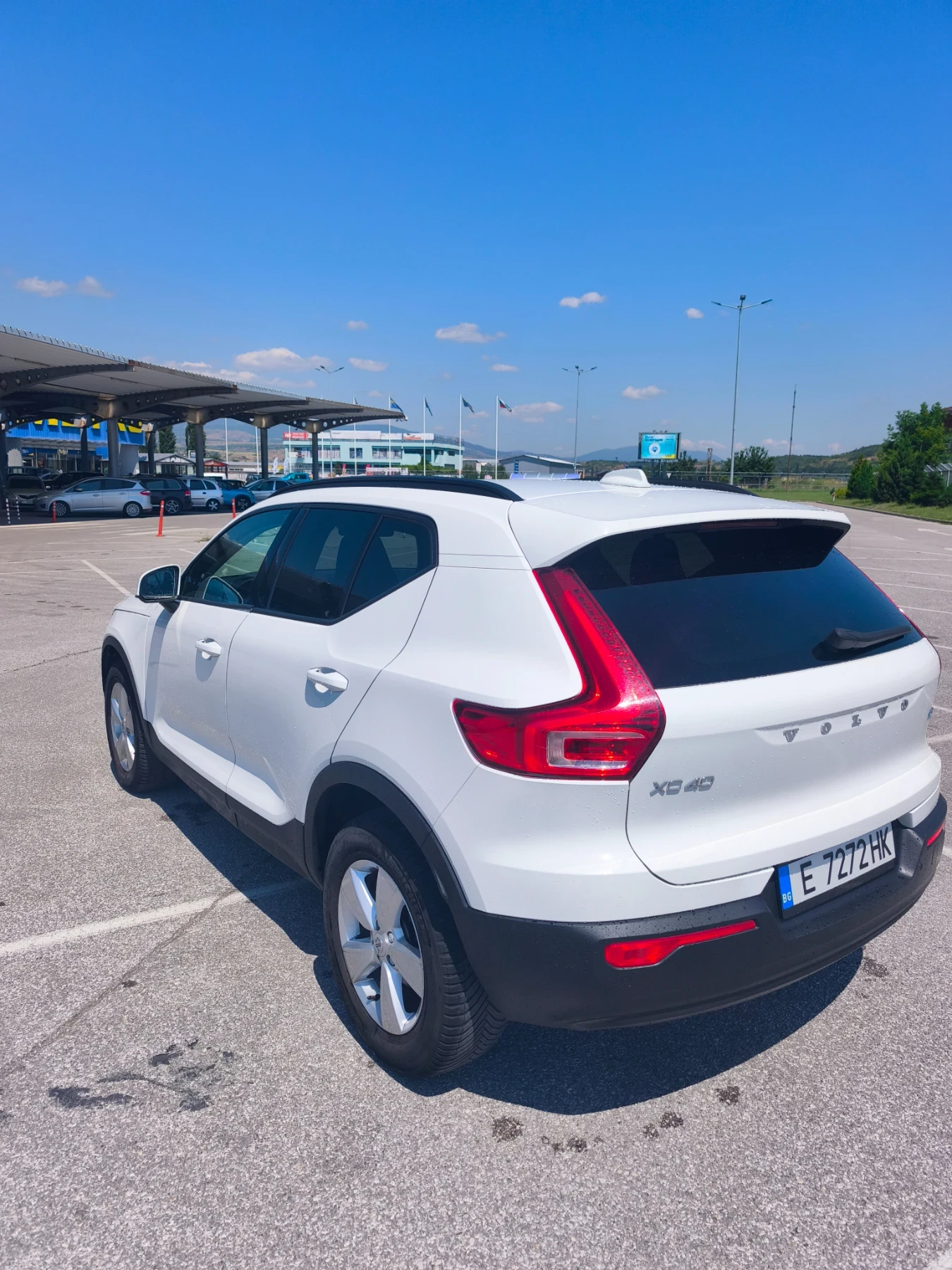 Volvo XC40, снимка 6 - Автомобили и джипове - 56023957