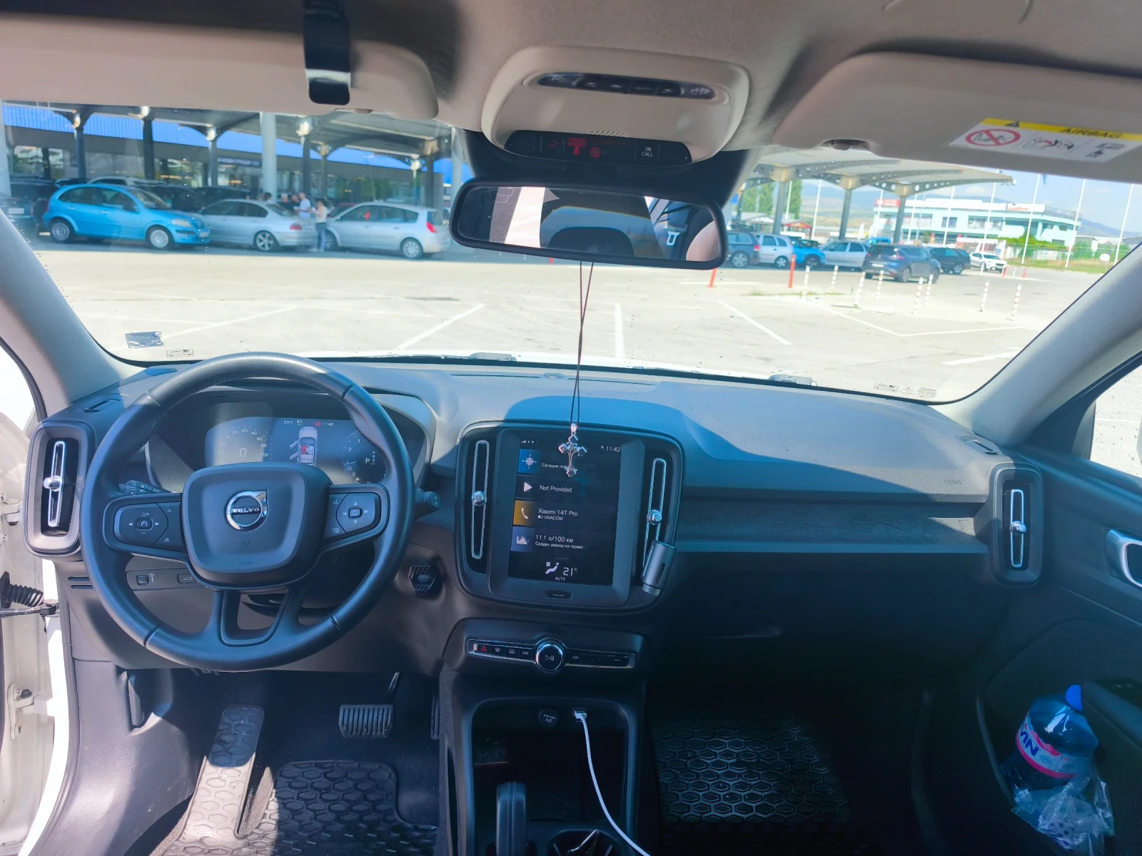 Volvo XC40, снимка 13 - Автомобили и джипове - 56023957