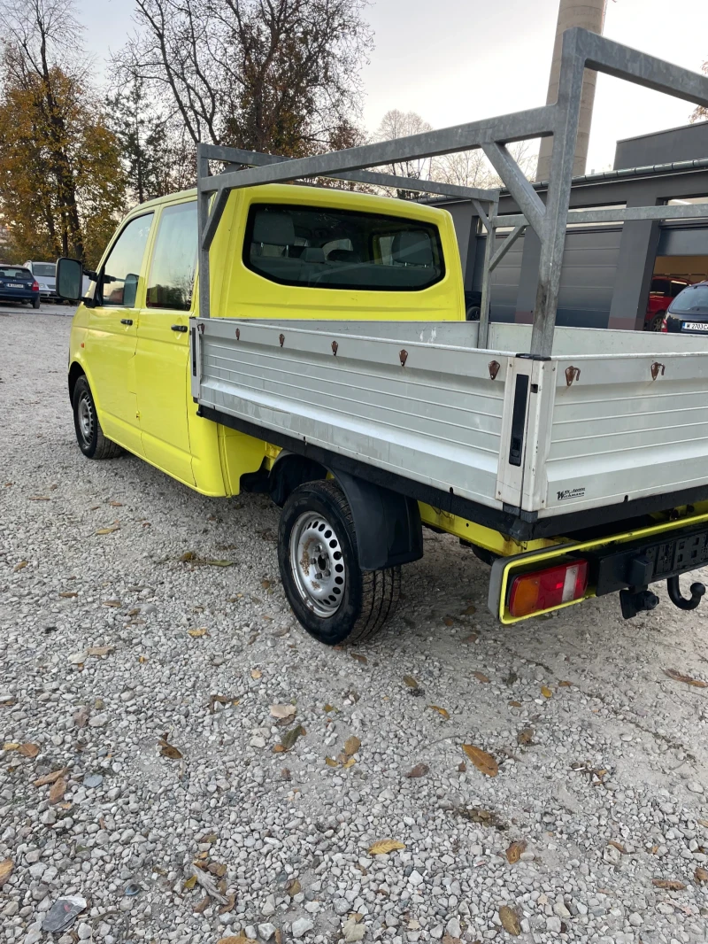 VW T5 2.5 TDI, снимка 5 - Бусове и автобуси - 47841229