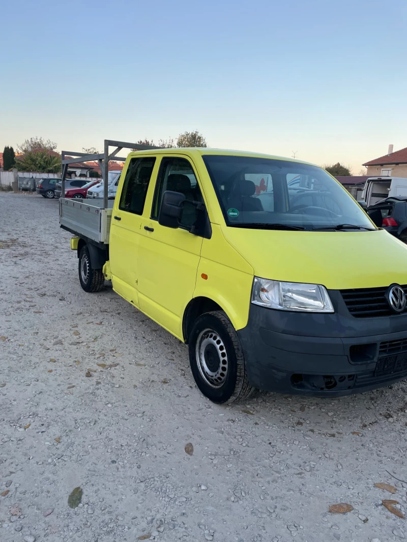 VW T5 2.5 TDI, снимка 2 - Бусове и автобуси - 47841229