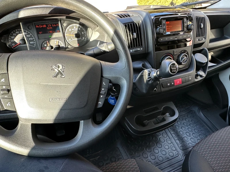 Peugeot Boxer FT333L2H2 2.2 BlueHDI 140к.с. 5г.гаранция 11900км , снимка 14 - Бусове и автобуси - 49442777