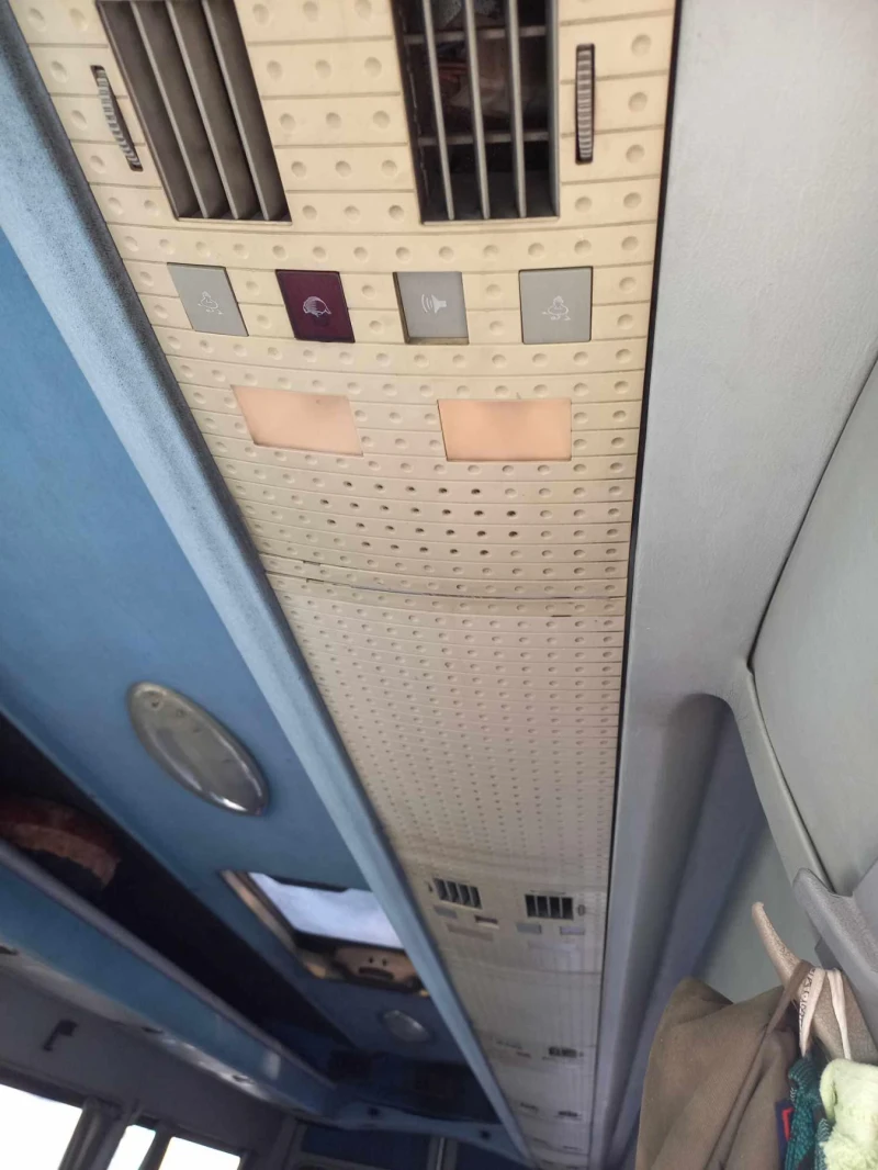 Mercedes-Benz 310, снимка 4 - Бусове и автобуси - 52381617