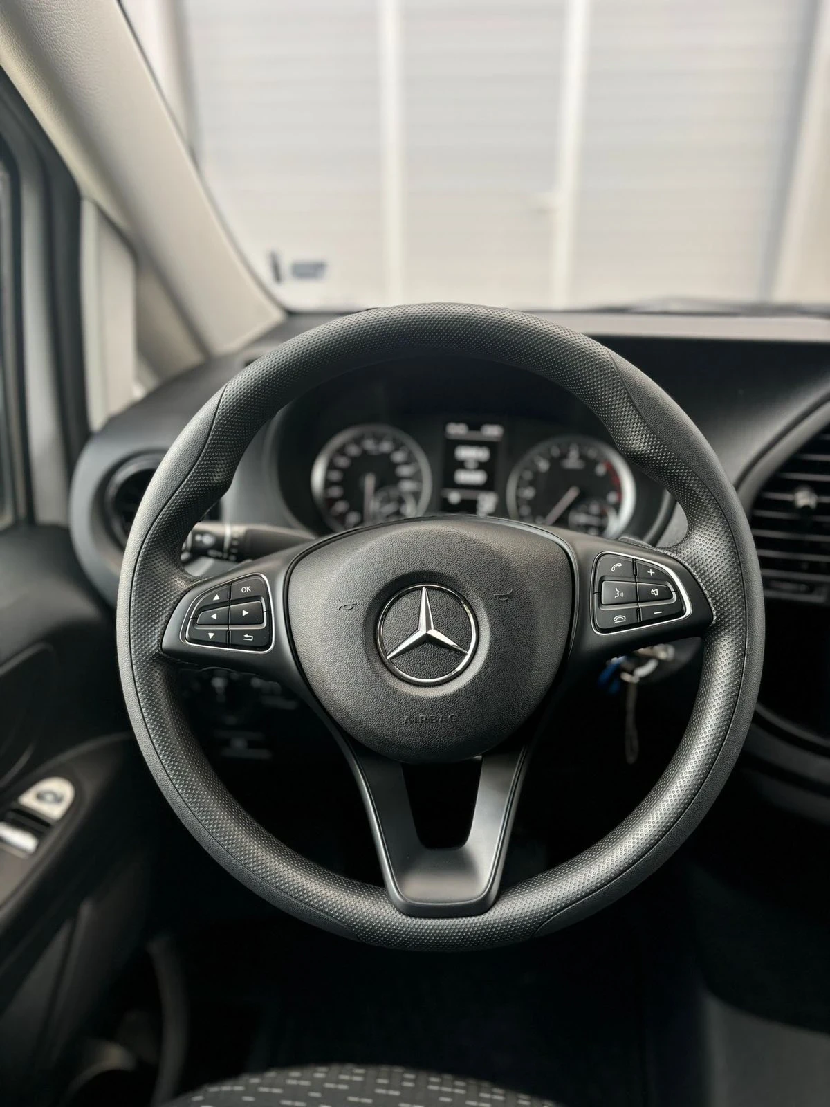 Mercedes-Benz Vito  - изображение 9