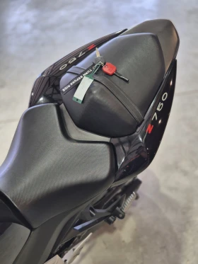 Kawasaki Z 750 ABS!!! A2!! AKRAPOVIC!! Нов внос от ШВЕЙЦАРИЯ!, снимка 13